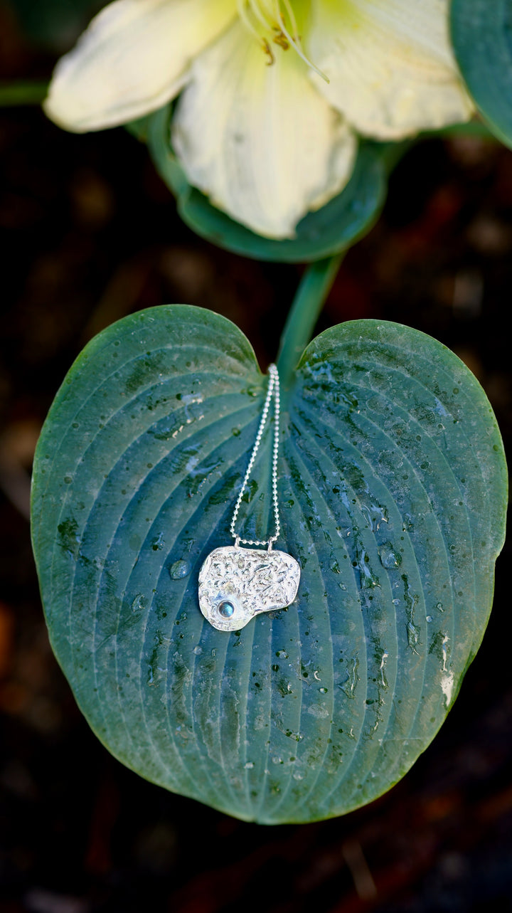 Silver necklace Nerine with labradorite ~ Ag 925/1000
